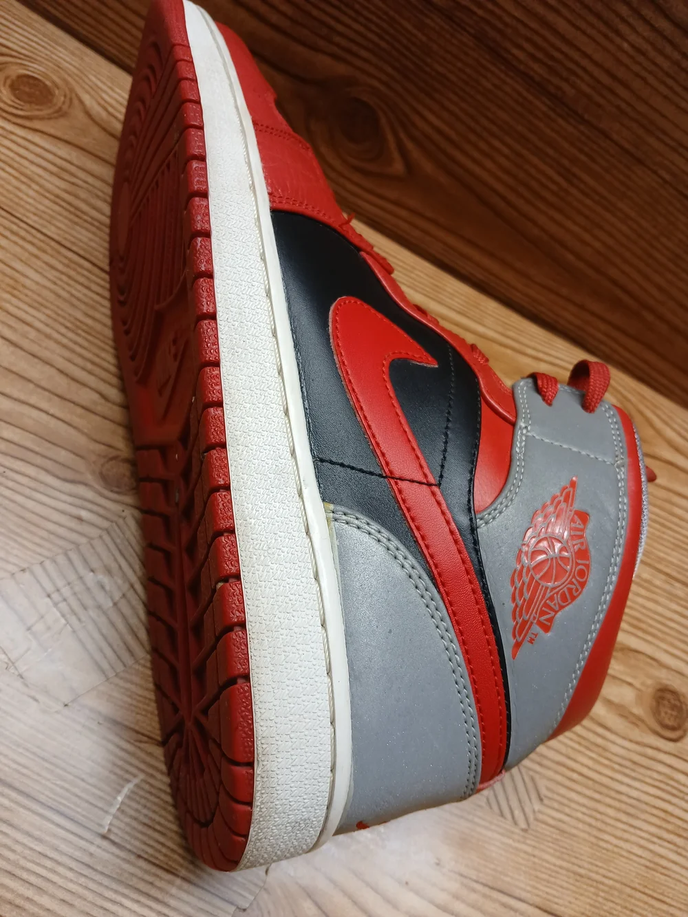 Vintage Nike Air Jordan Mid Fire Red Gray Men’s High-Top Basketball Sneakers